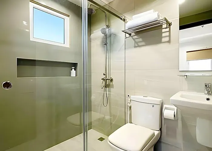Hotel Mangrove Residences Mactan Cebu